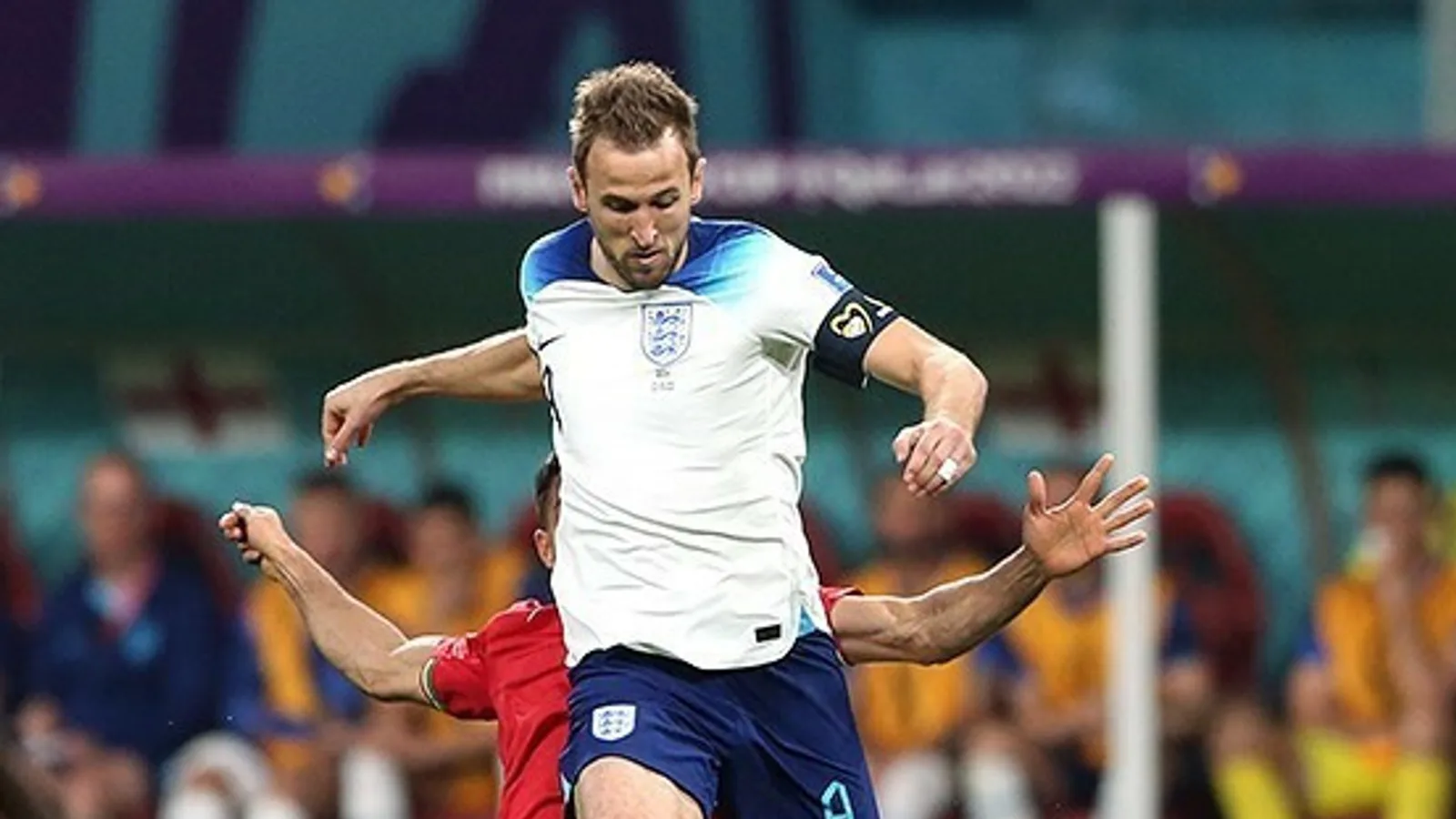Harry Kane playing football for England